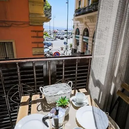 Holiday home Casa Alfredo Mergellina Sea&city Naples